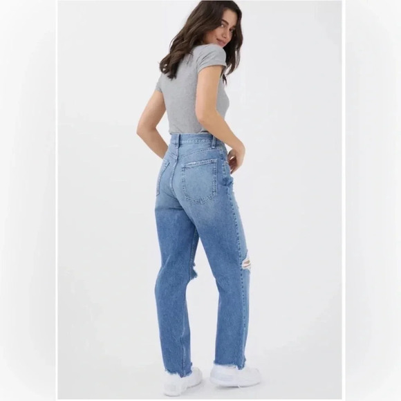 BDG High-Rise Baggy Fit Jeans Distressed Chewed Hem Size 26 - Picture 3 of 11